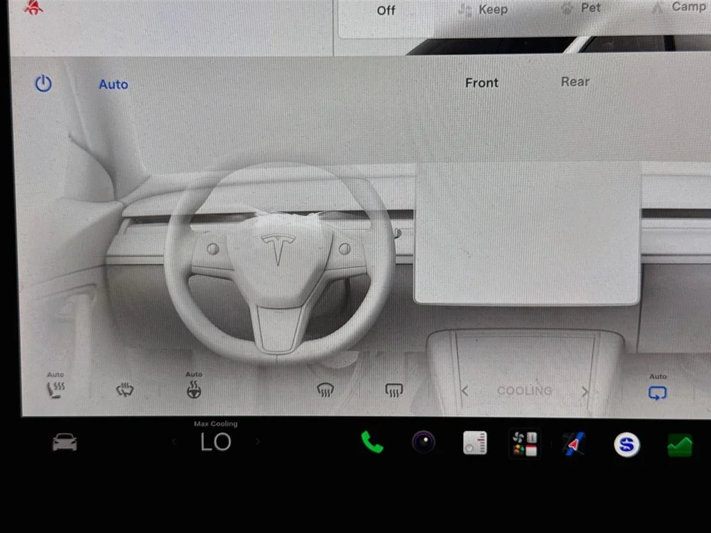 Used 2022 White Tesla Long Range image 16