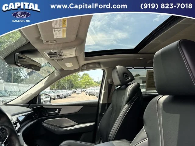 Used 2023 Black Acura Technology image 22