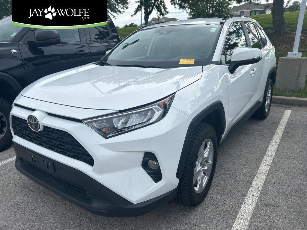 2020 Toyota RAV4 XLE AWD's photo