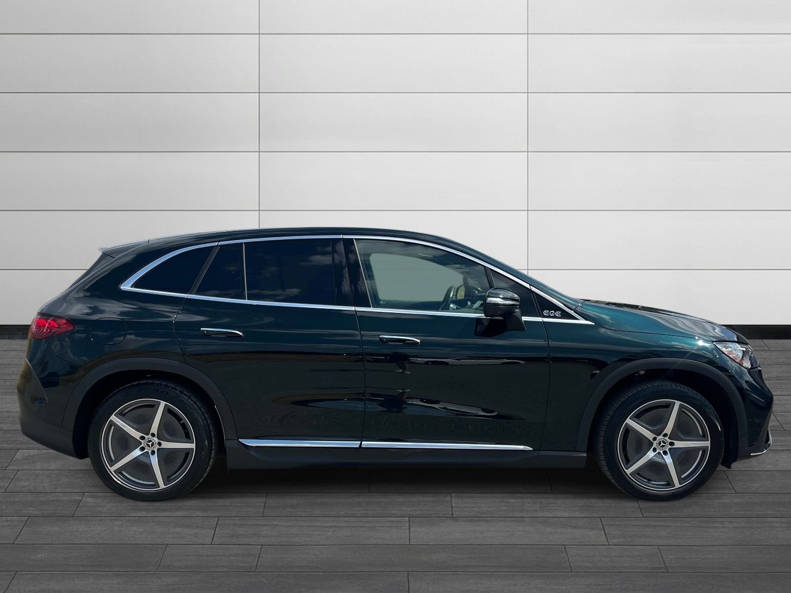 Certified 2024 Mercedes-Benz EQE SUV Base with VIN 4JGGM1CB2RA058121 for sale in Nashville, TN