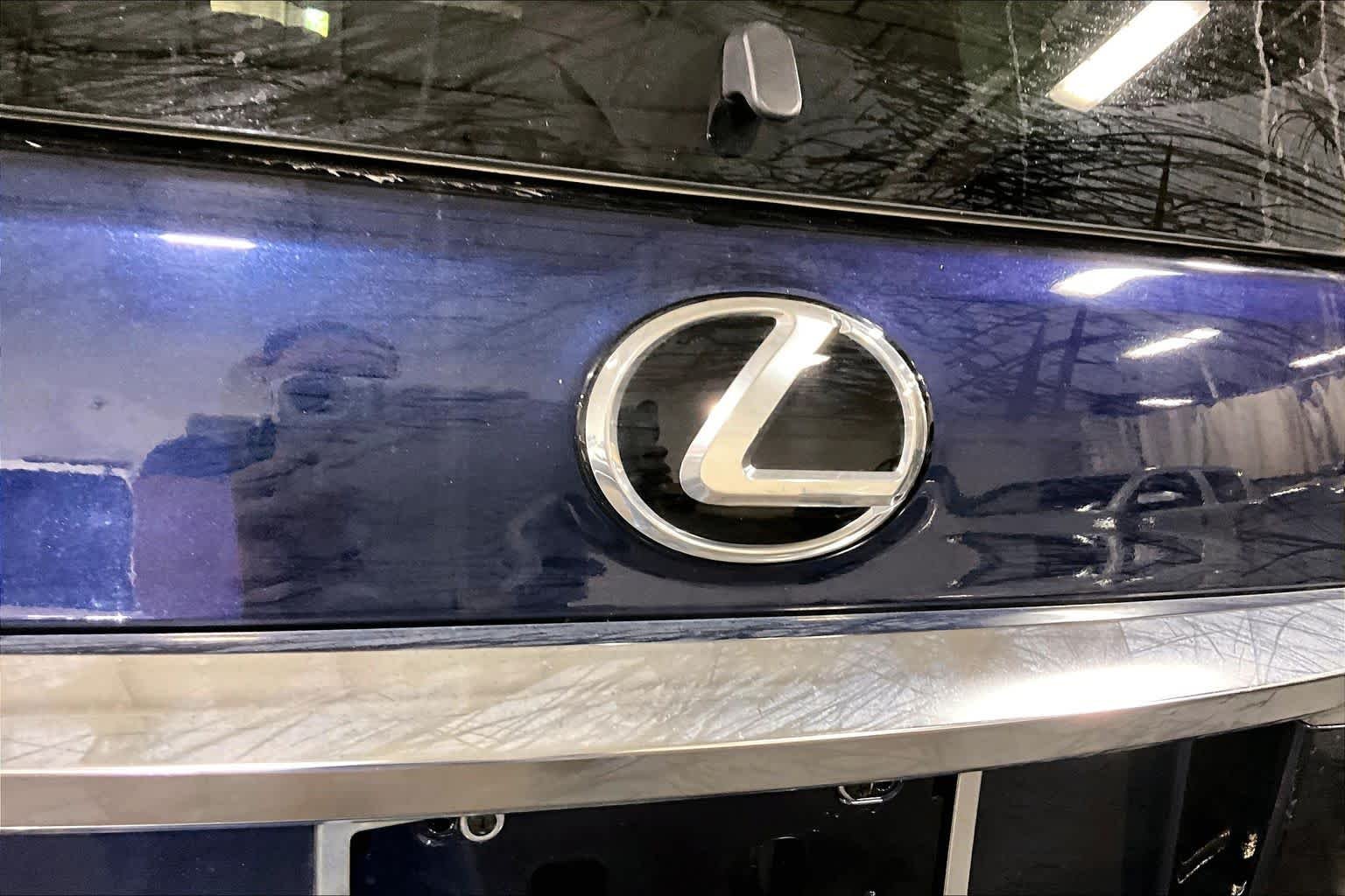 Used 2023 Nightfall Mica Lexus Premium image 10