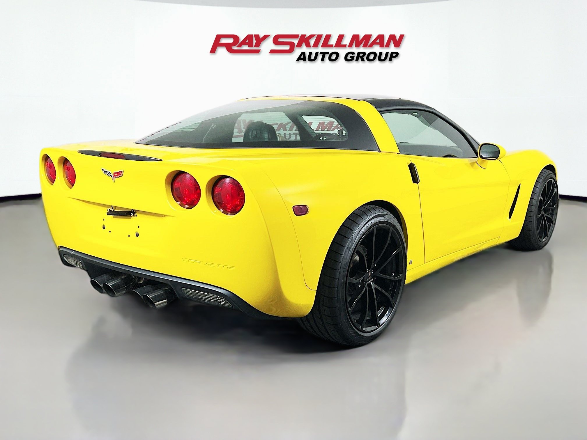 Used 2007 Velocity Yellow Tintcoat Chevrolet 2DR CPE image 7