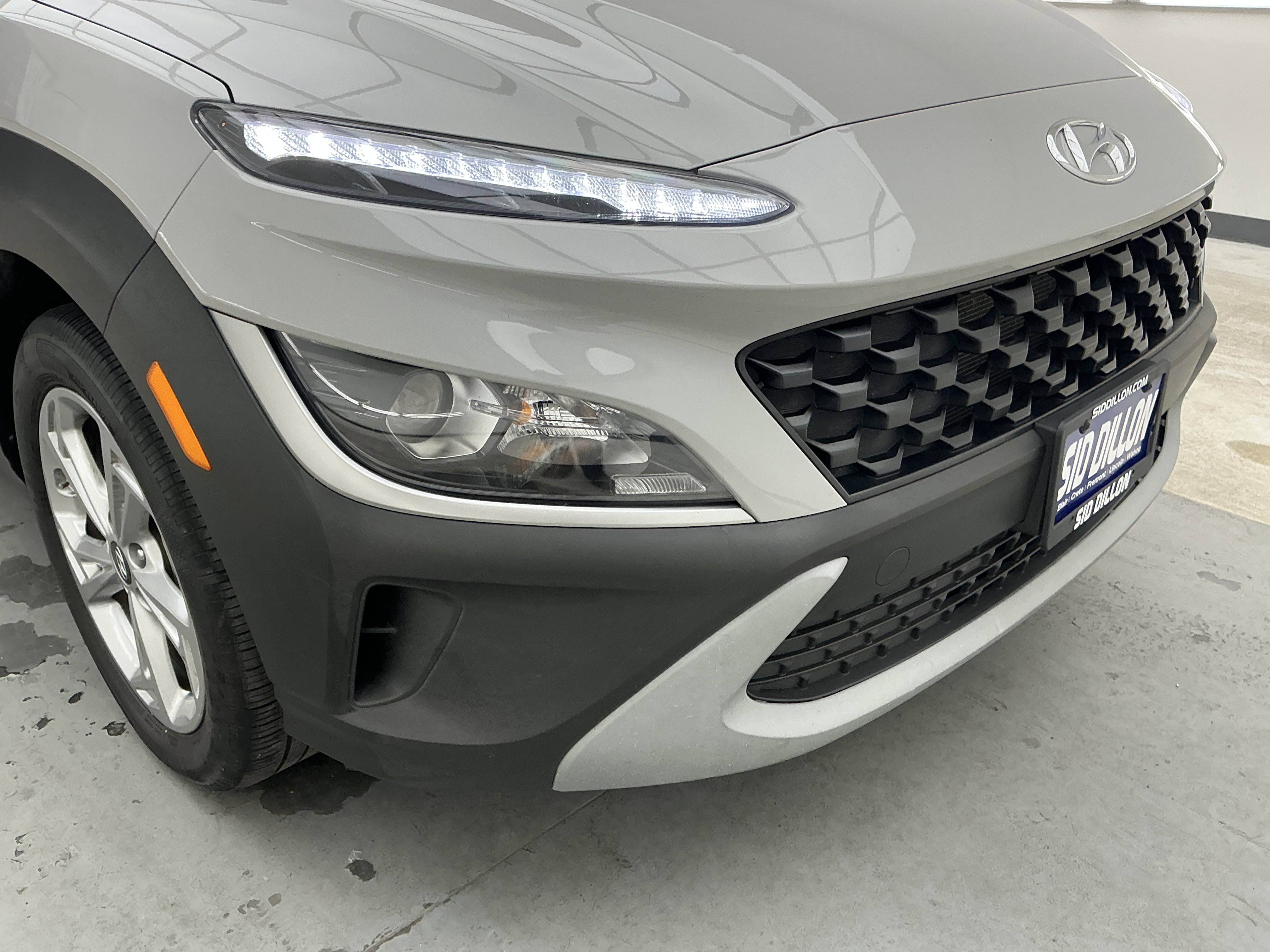 Used 2023 Cyber Silver Hyundai SEL image 27