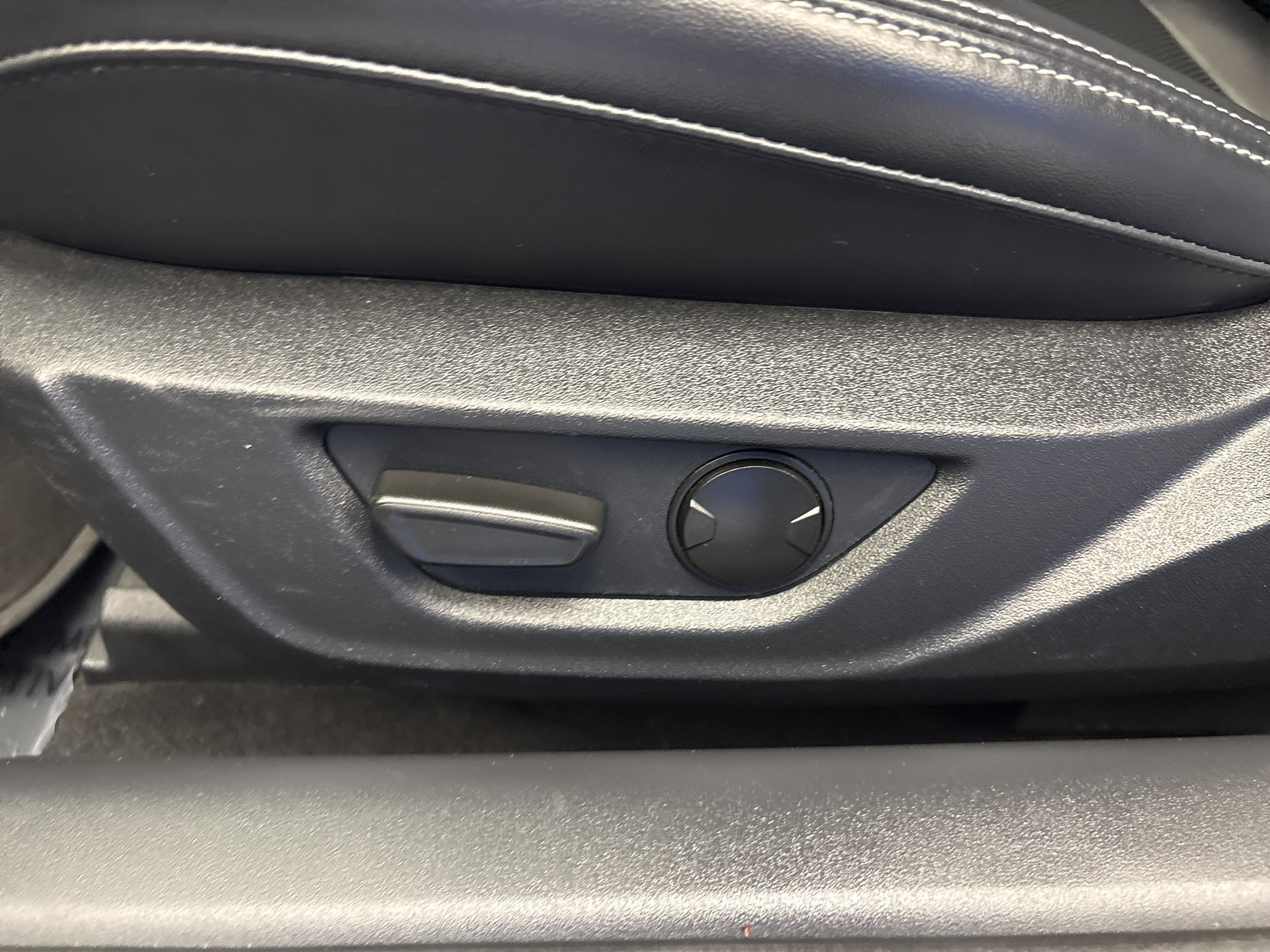 Used 2024 Carbonized Gray Metallic Ford EcoBoost Premium image 13