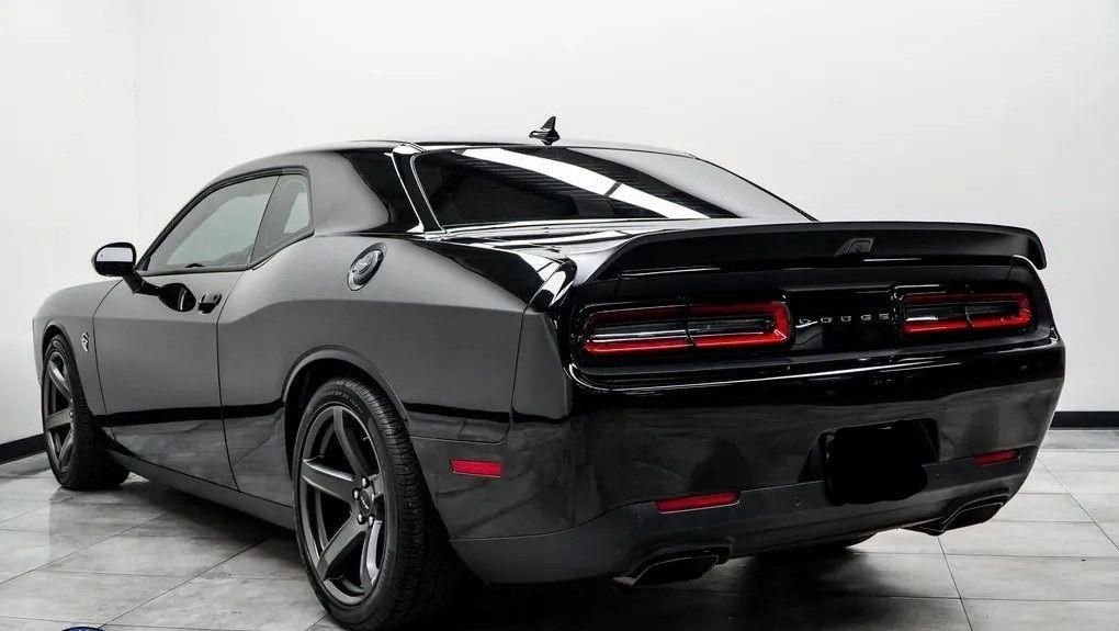 2023 DODGE CHALLENGER - Image 4