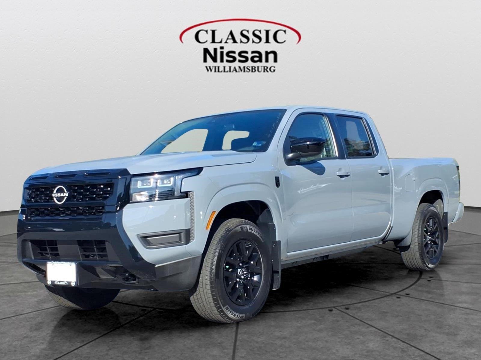 Used 2026 Boulder Gray Pearl Nissan SV image 1
