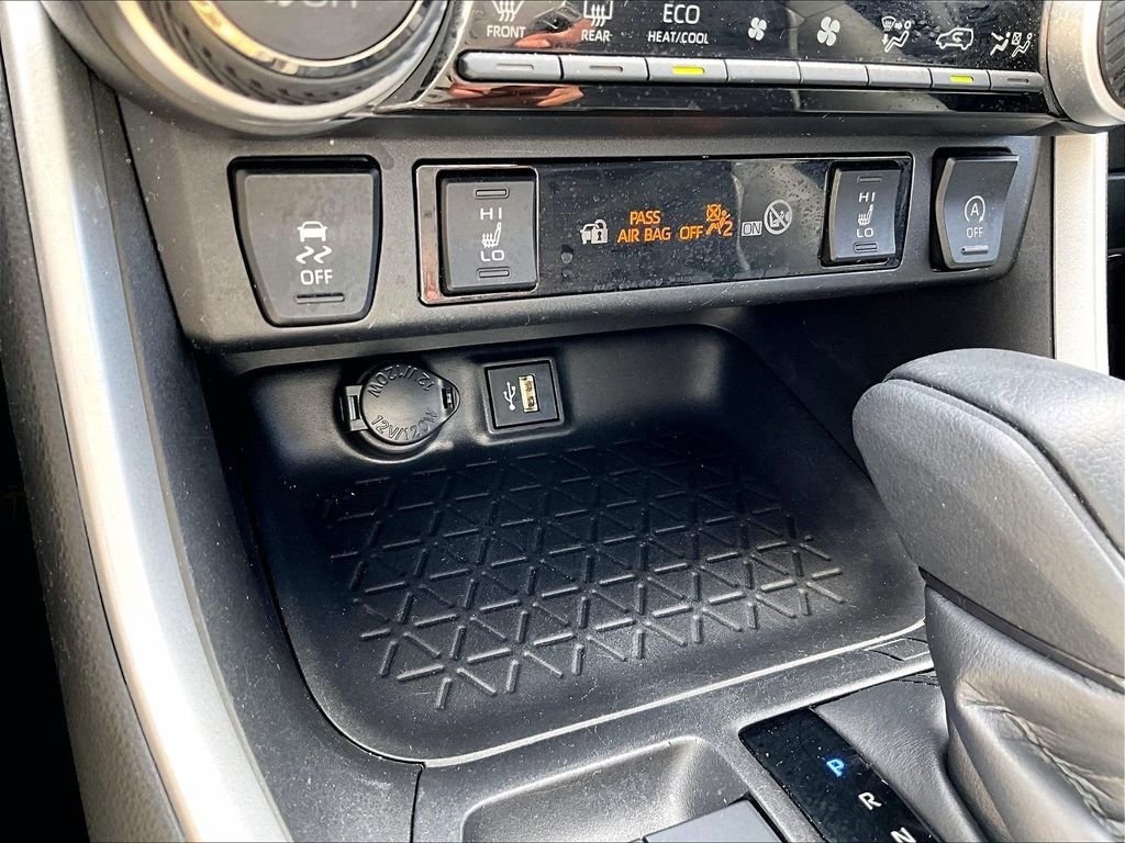Used 2023 Gray Toyota XLE image 27