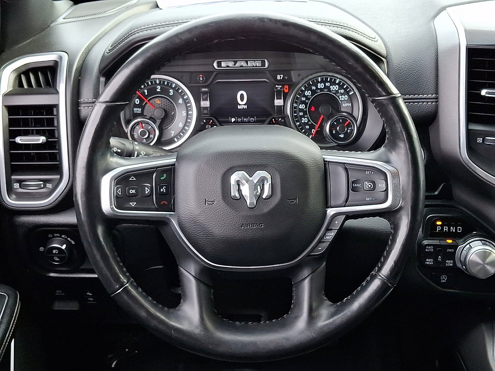 Used 2020 Delmonico Red Pearlcoat Ram Laramie image 20