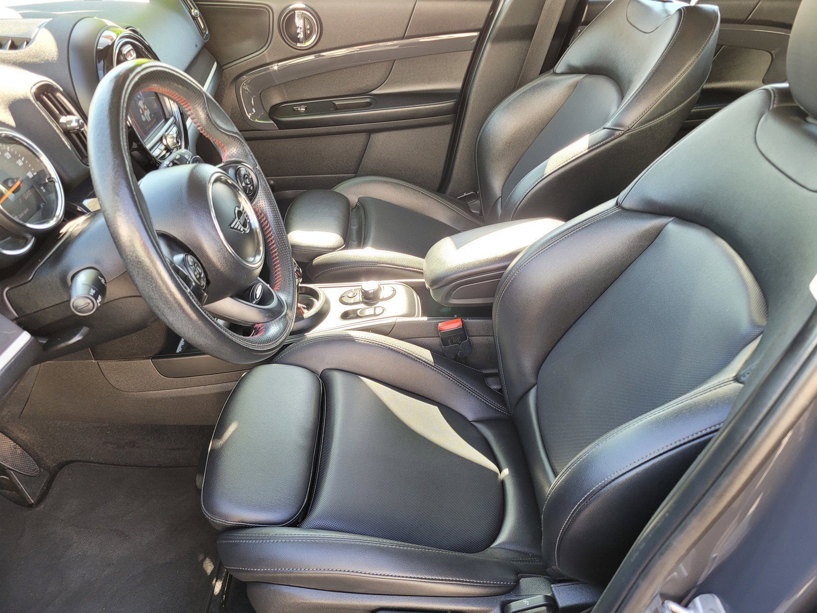 Used 2020  MINI Cooper S image 16