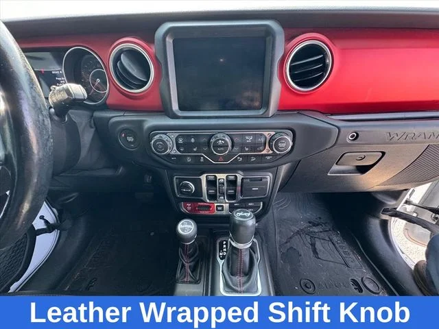 Used 2018 White Jeep Unlimited Rubicon image 33