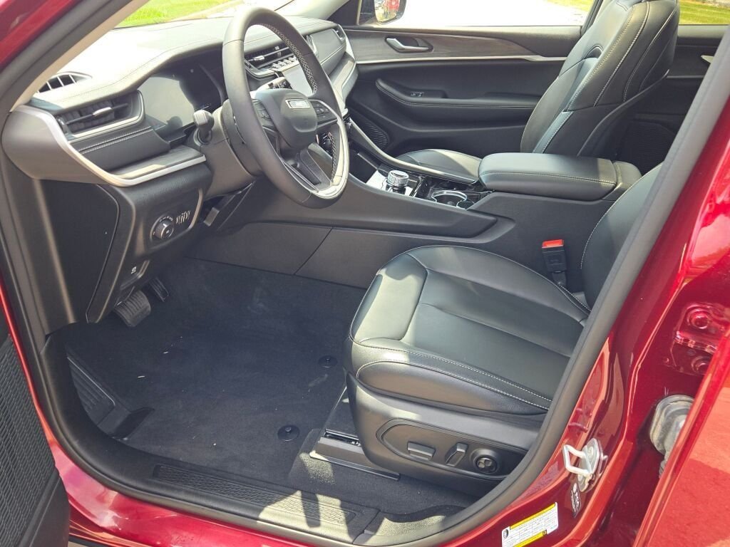 Certified Used 2023 Red Jeep Limited image 23