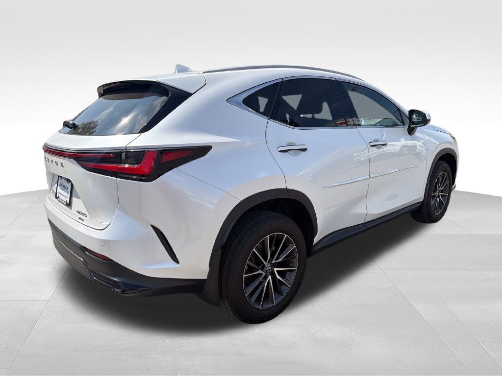 Used 2023 White Lexus 350 Premium image 5