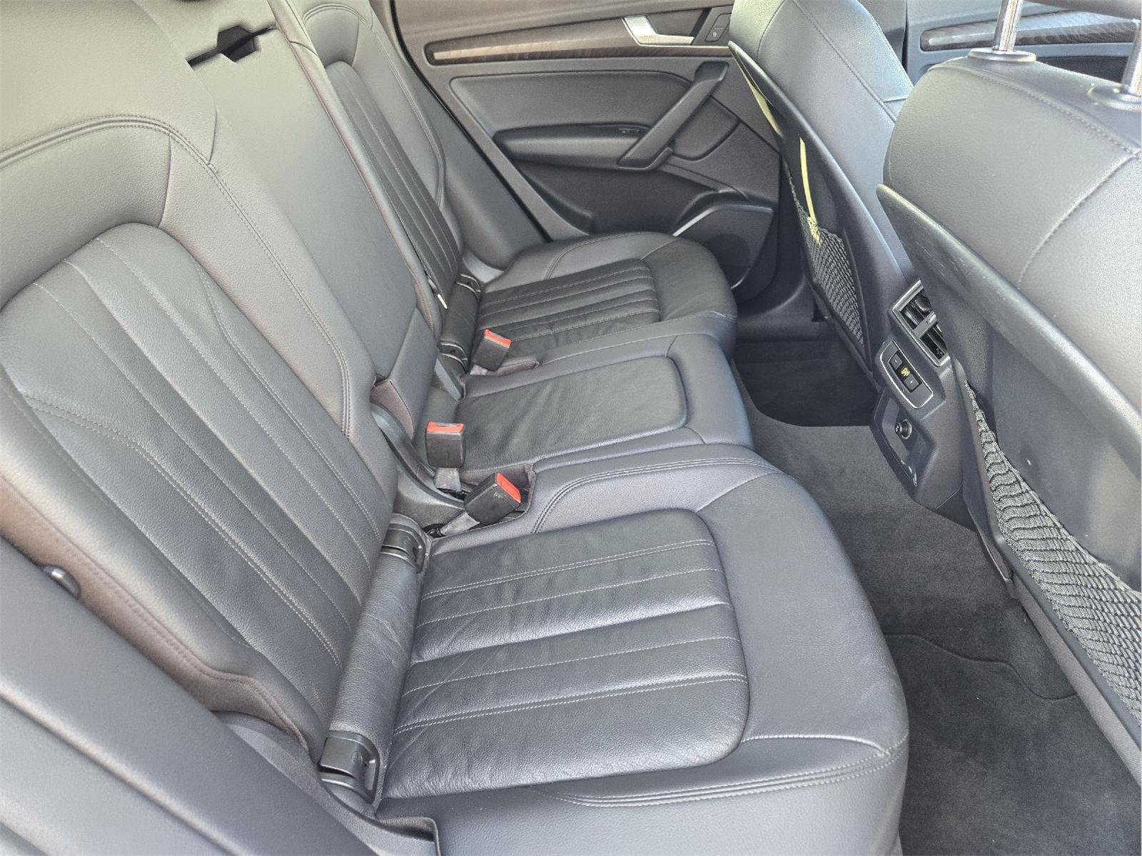 Used 2018 Ibis White Audi Premium Plus image 30