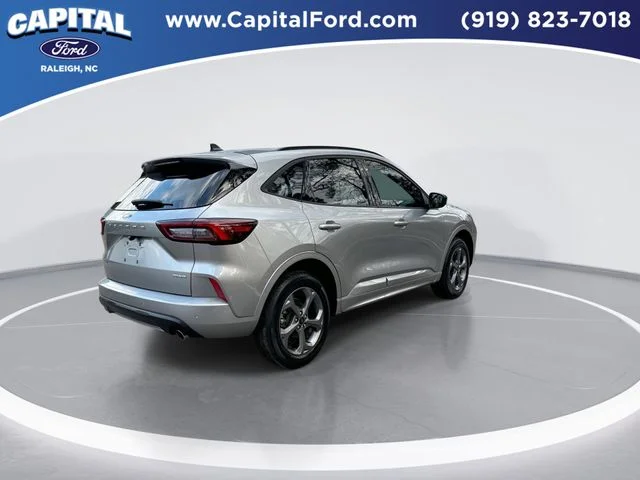 Used 2024 Silver Ford ST-Line image 8