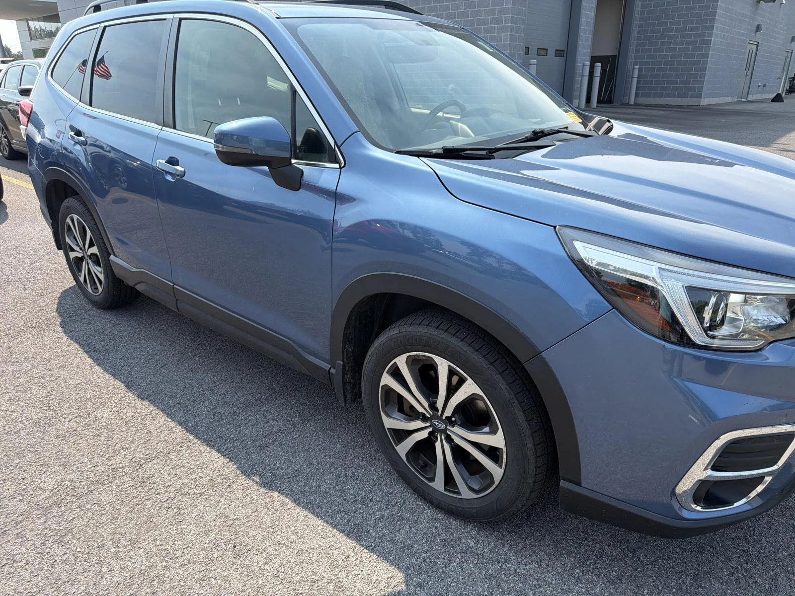 Used 2020 Horizon Blue Pearl Subaru Limited image 9