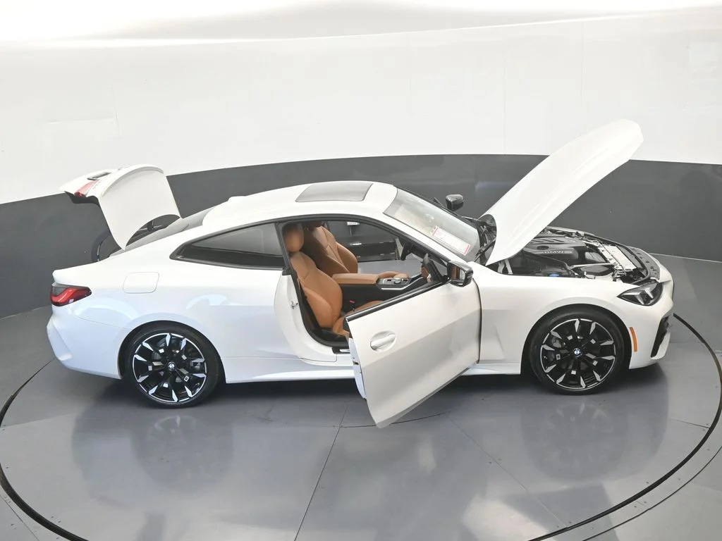 Used 2025 White Metallic BMW 430i xDrive image 63