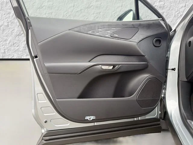 New 2026 Iridium Lexus LUXURY image 23
