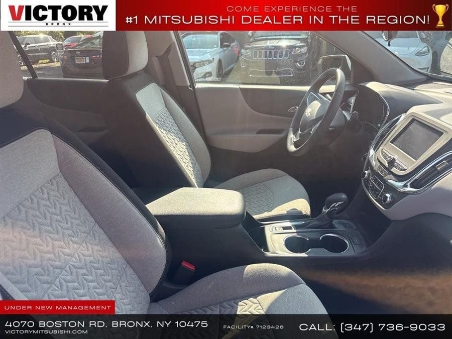 Used 2023 White Chevrolet LT image 13