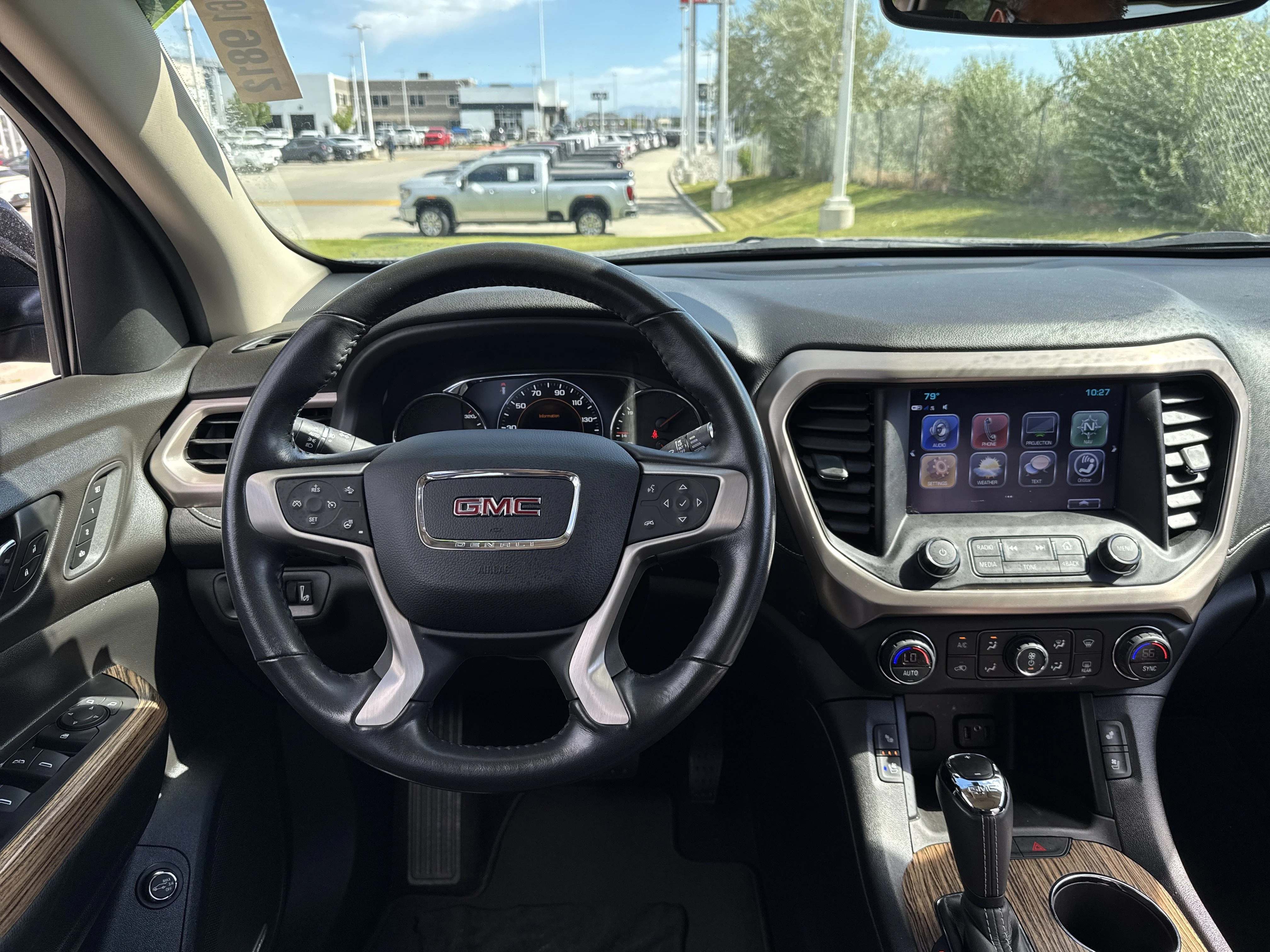 Used 2019 Ebony Twilight Metallic GMC Denali image 17