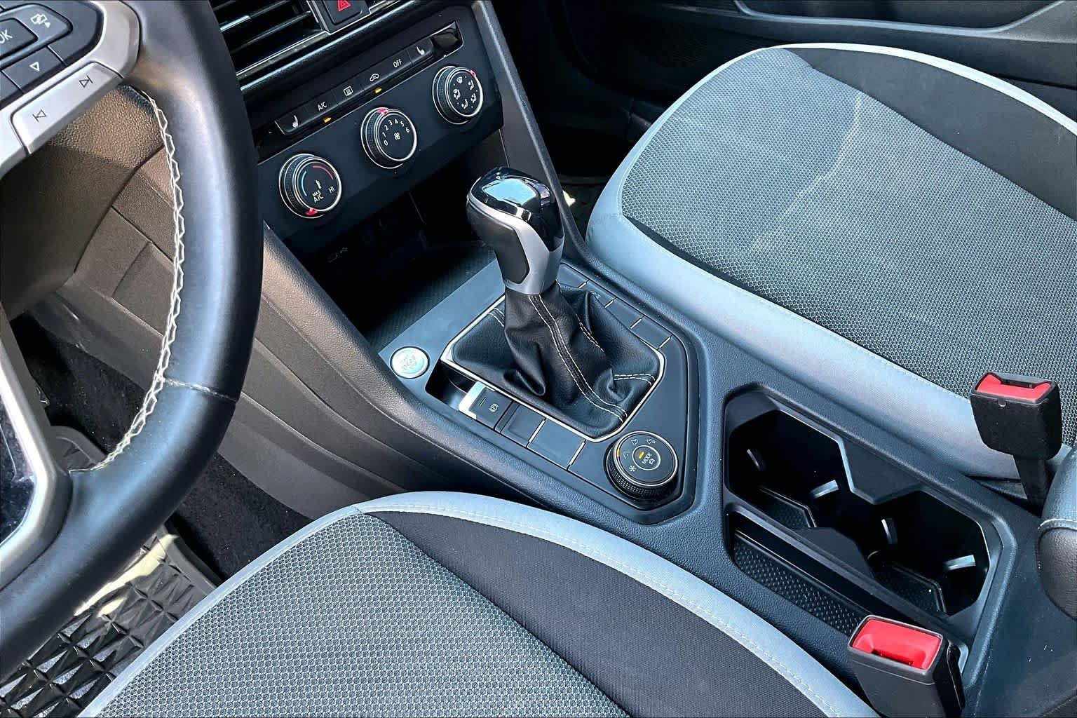 Used 2022 Platinum Gray Metallic Volkswagen S image 17