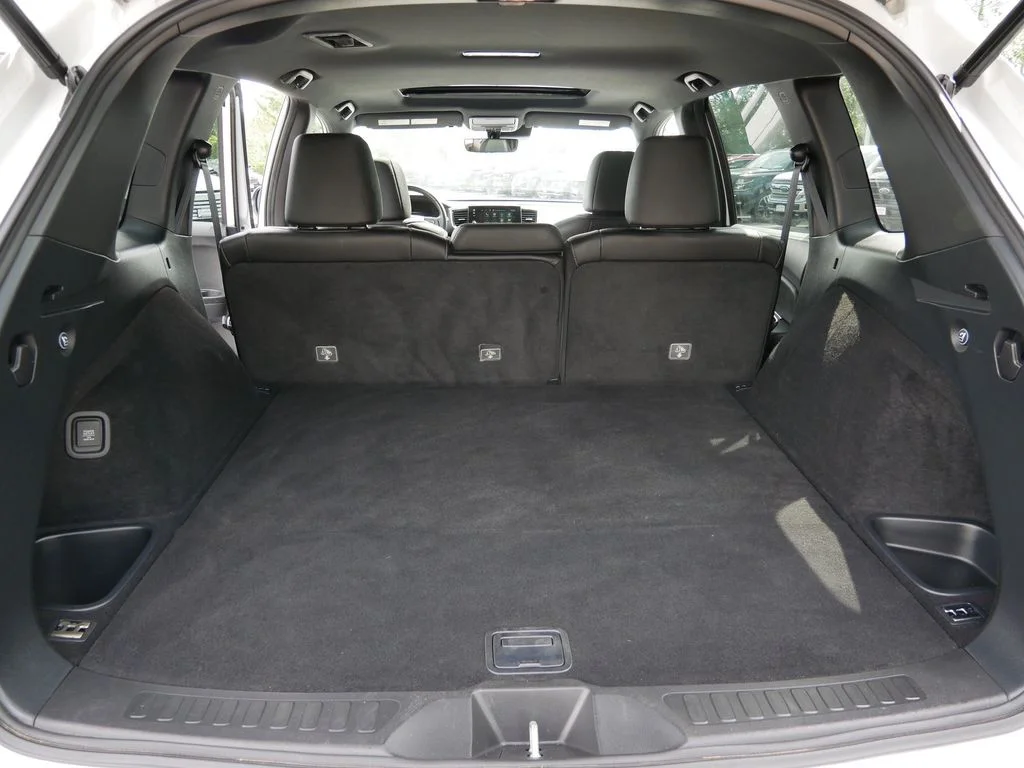 Used 2023  Honda EX-L image 11
