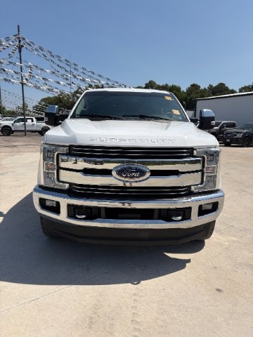 Used 2019 White Ford LARIAT image 8
