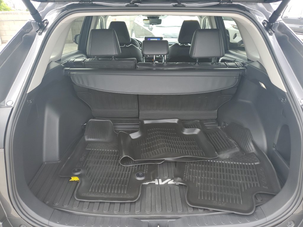 Certified Used 2024 Magnetic Gray Metallic Toyota XLE Premium image 9