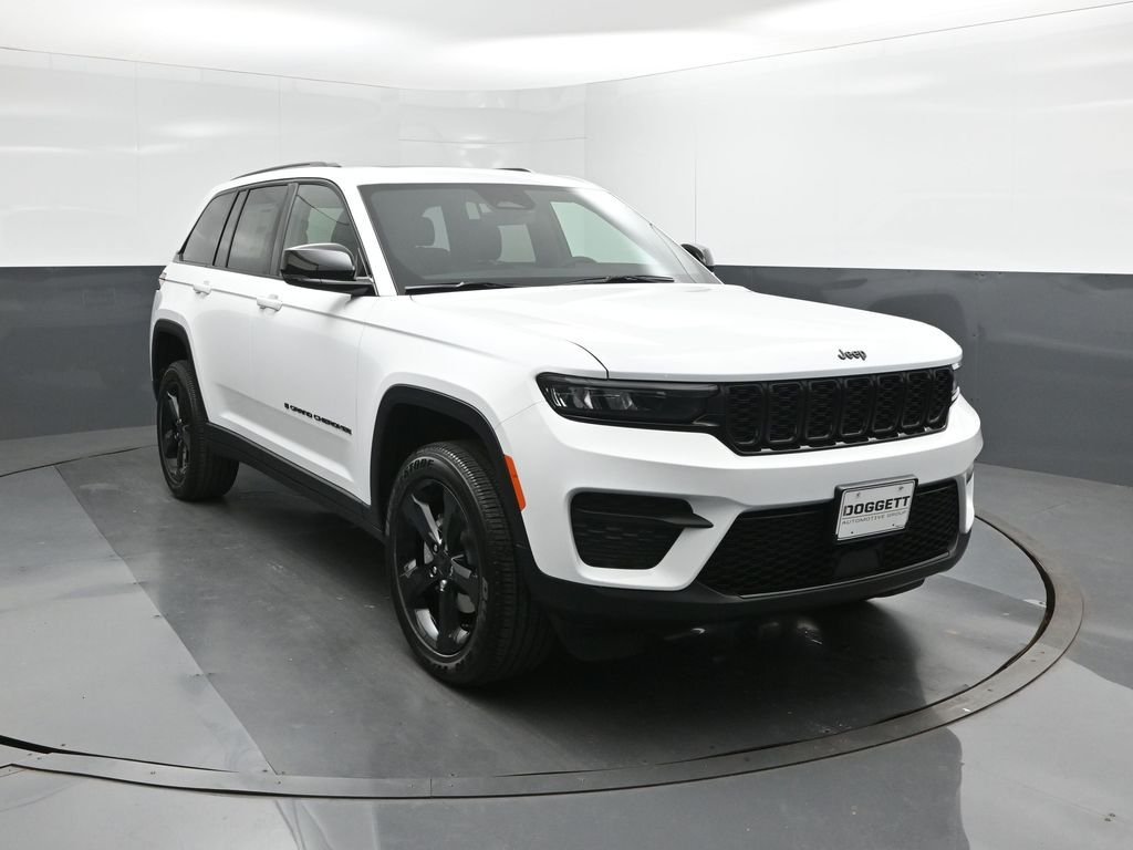 New 2025 Bright White Clear-Coat Exterior Paint Jeep Altitude X image 22