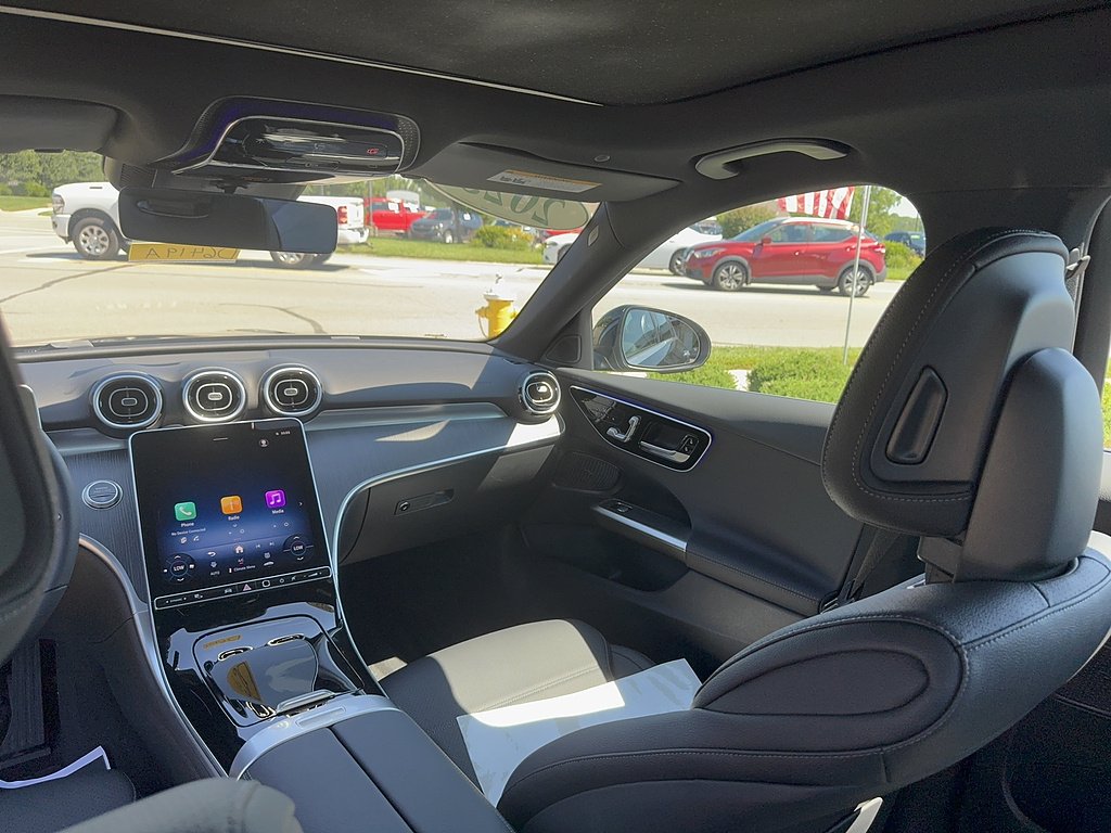 2025 Mercedes-Benz C-Class Sedan C 300 - Photo 11