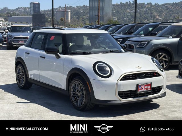 2026 MINI 4 Door Signature Plus