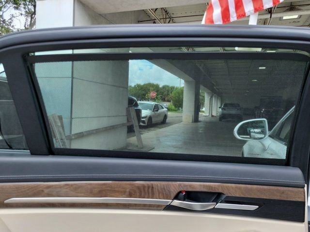 2017 GENESIS G90 Premium - Photo 11