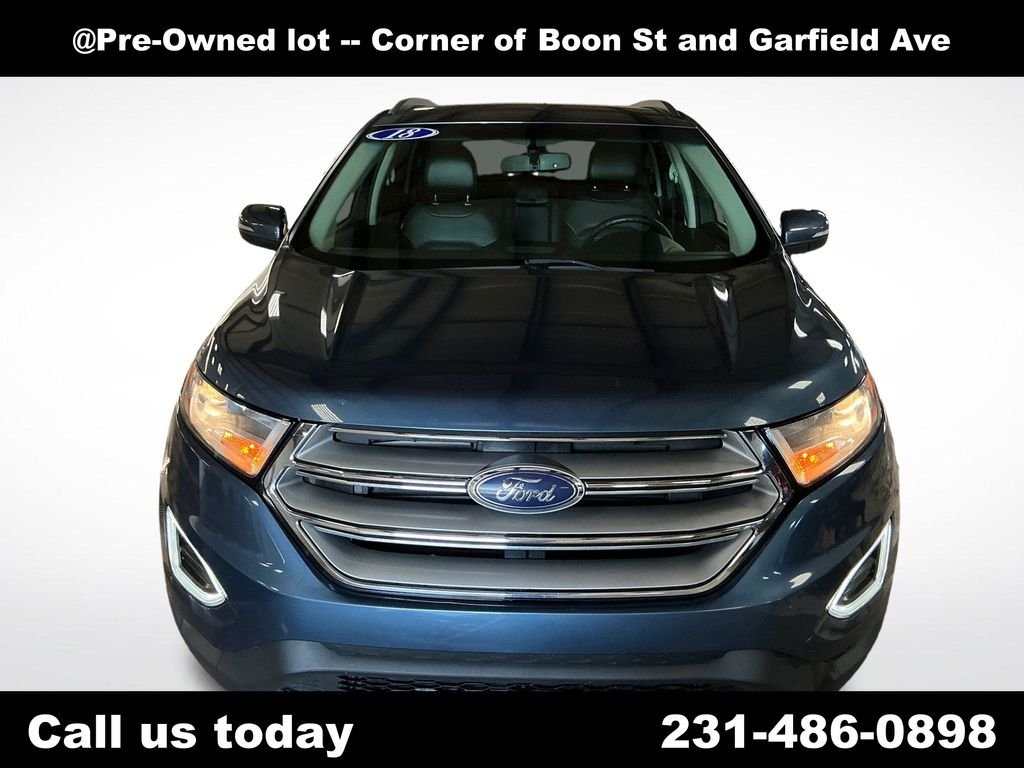Used 2018 Blue Ford SEL image 8