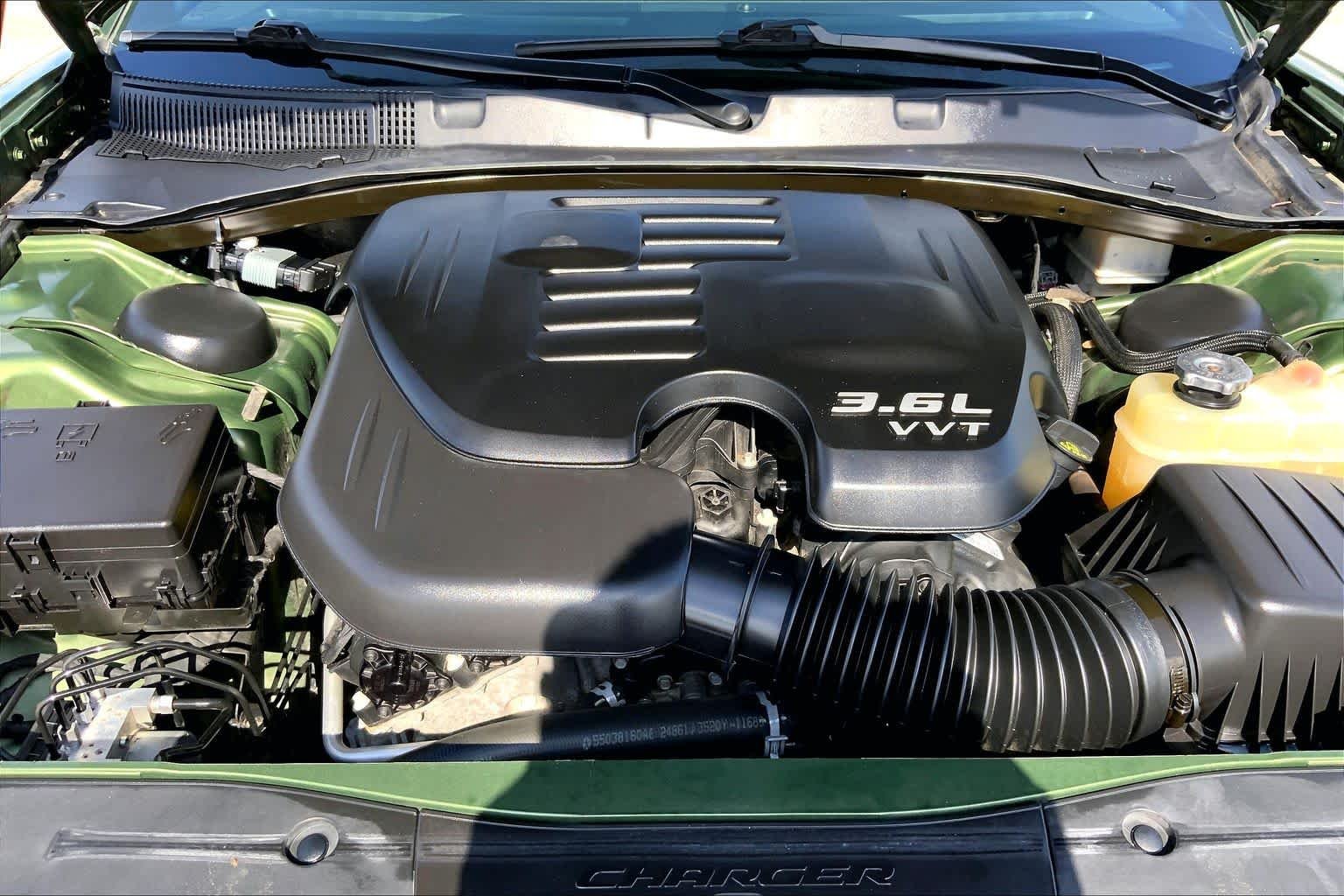 Used 2021 F8 Green Dodge SXT image 29