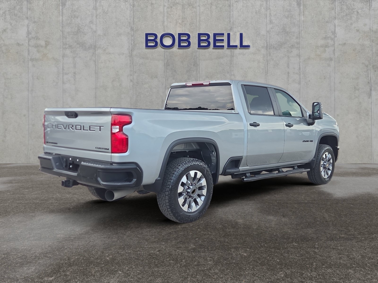 2024 Chevrolet Silverado 2500HD Custom - Photo 5