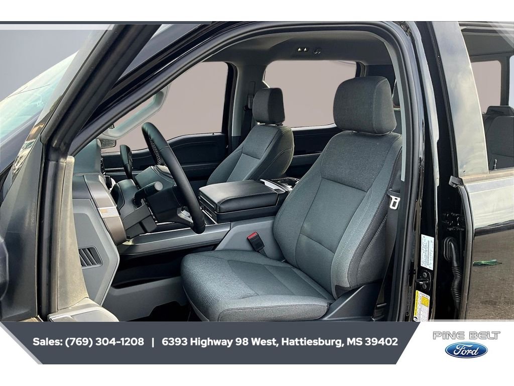 2025 Ford F-150 XLT - Photo 19