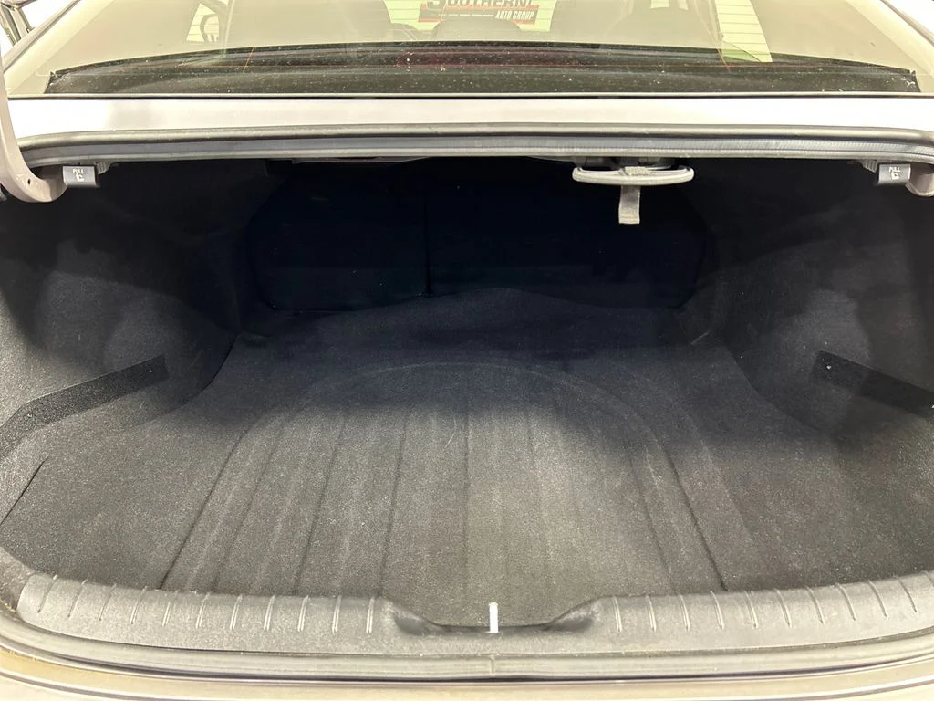 Used 2023 Silver Hyundai Limited image 20