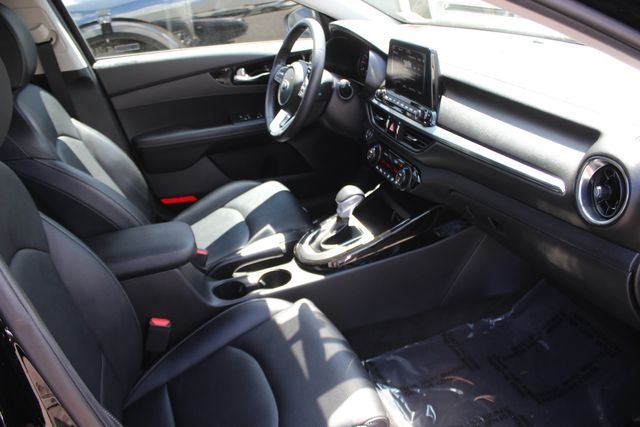 Certified Used 2020 Black Kia EX image 33