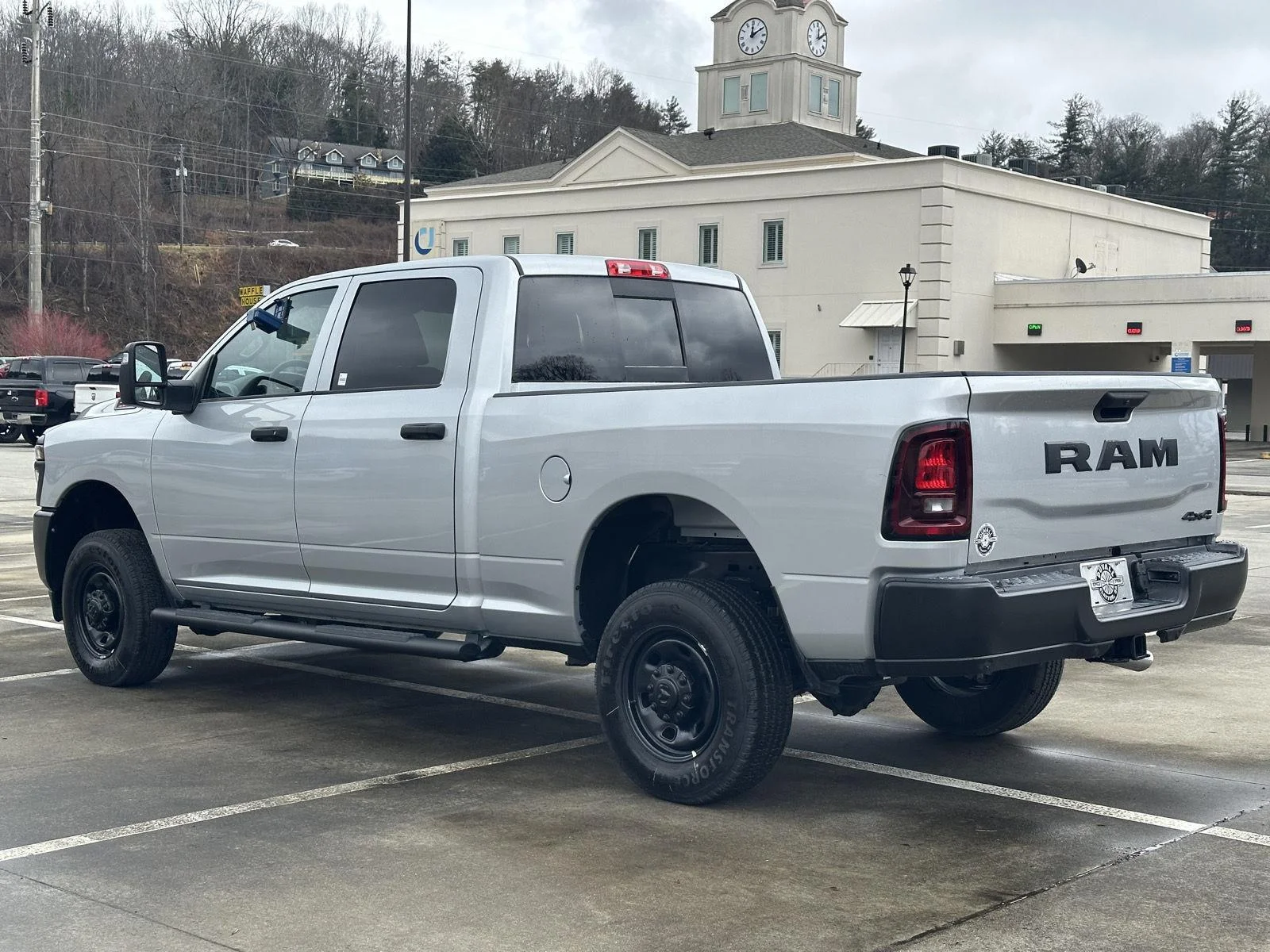 New 2026 Silver Zynith Ram Tradesman image 5
