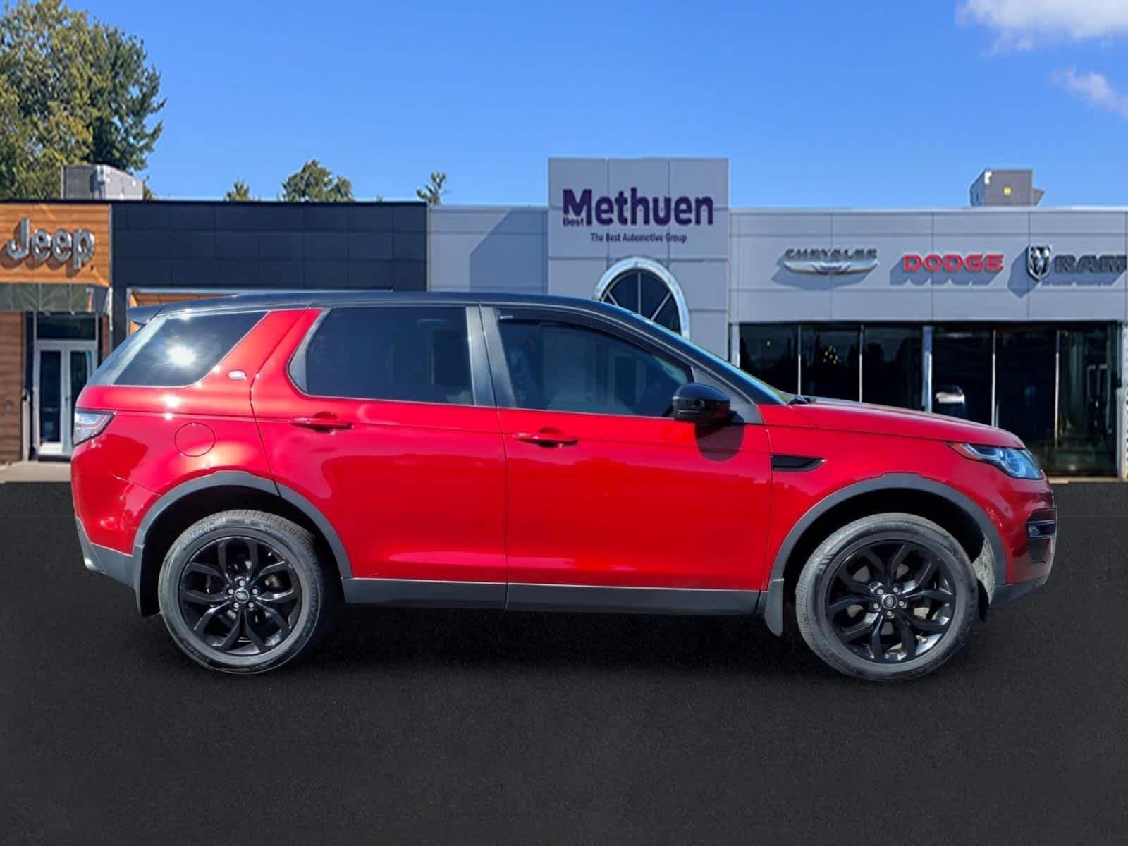 Used 2017 RED Land Rover HSE image 2