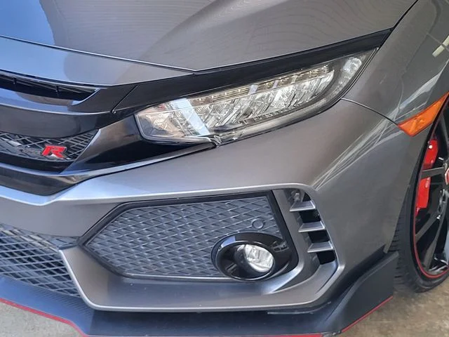 Used 2017  Honda Type R Touring image 6