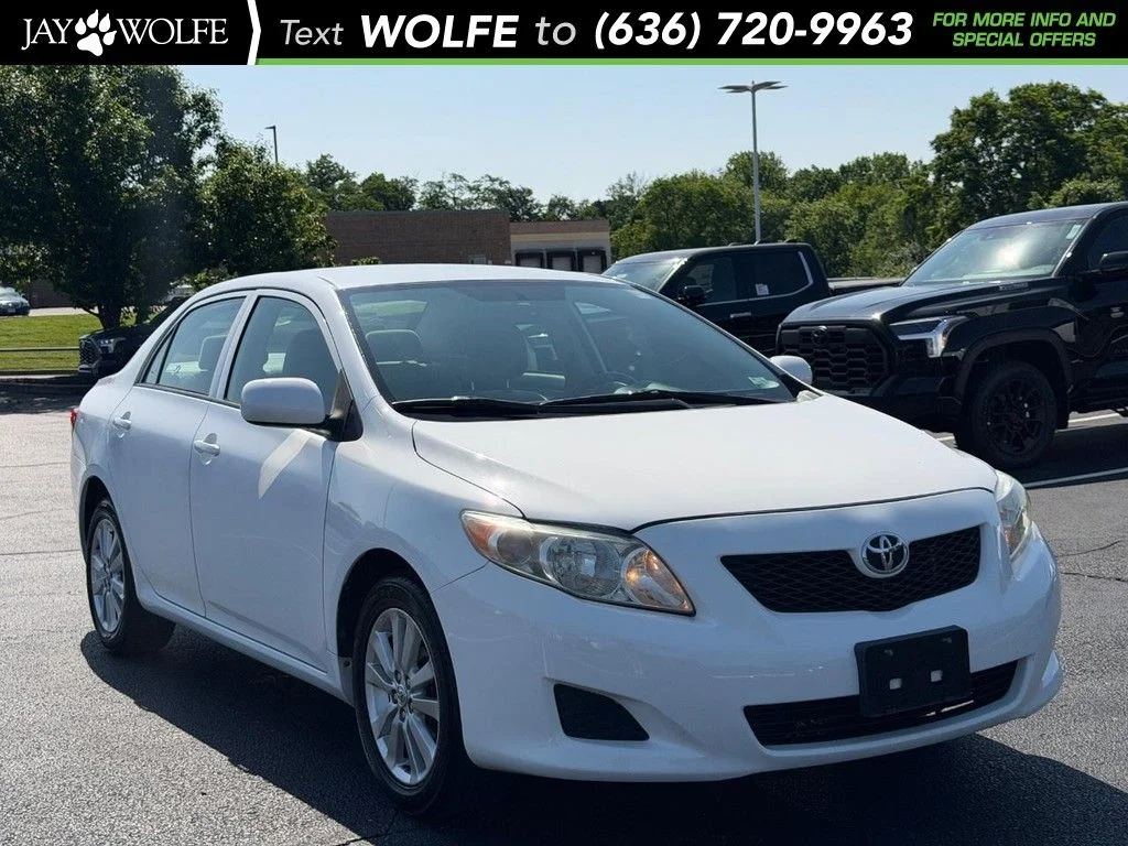 2010 Toyota Corolla LE AT's photo