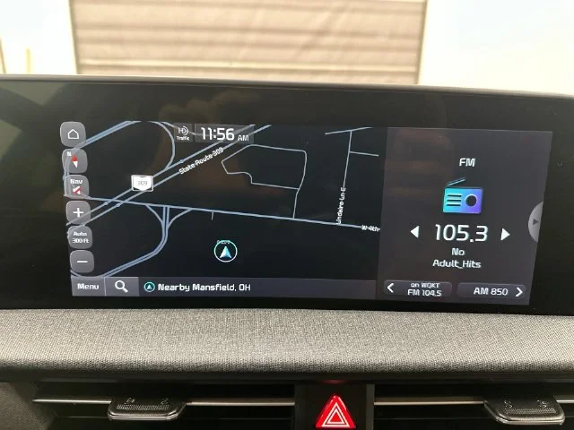 Used 2022 Gray Kia Wind image 27