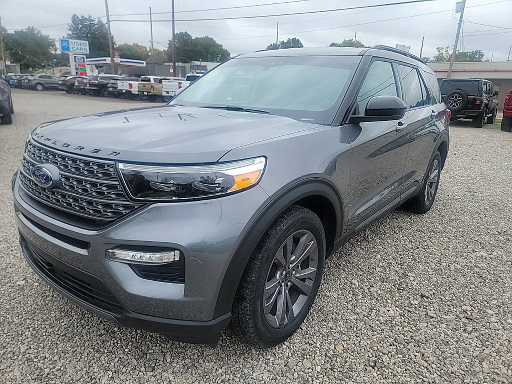 Used 2024 Gray Ford XLT image 1
