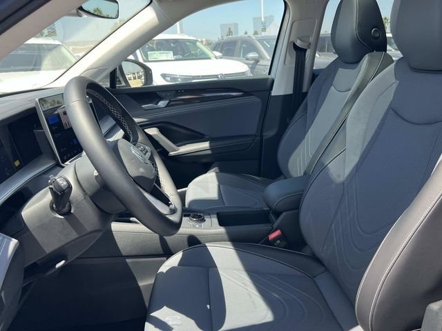 New 2026 Black Volkswagen 2.0T SE image 25