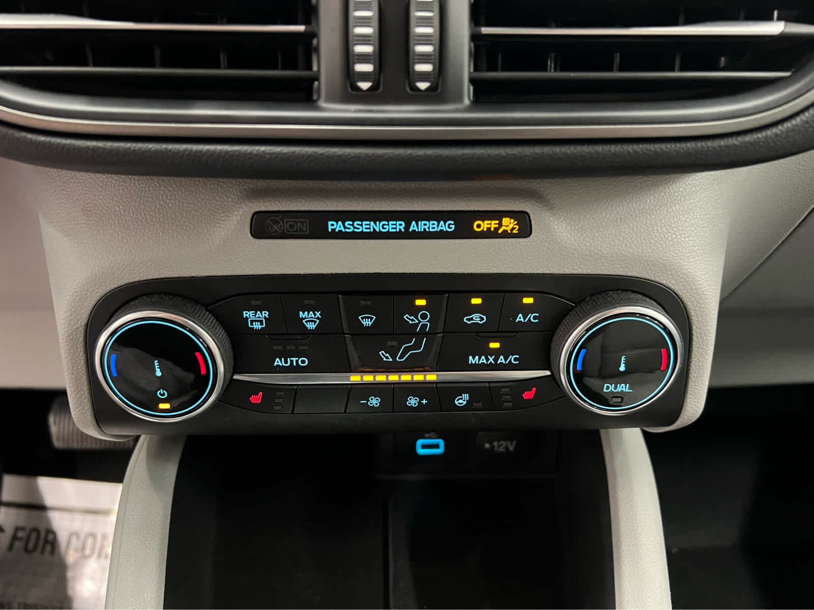 Used 2023 Carbonized Gray Ford Active image 25