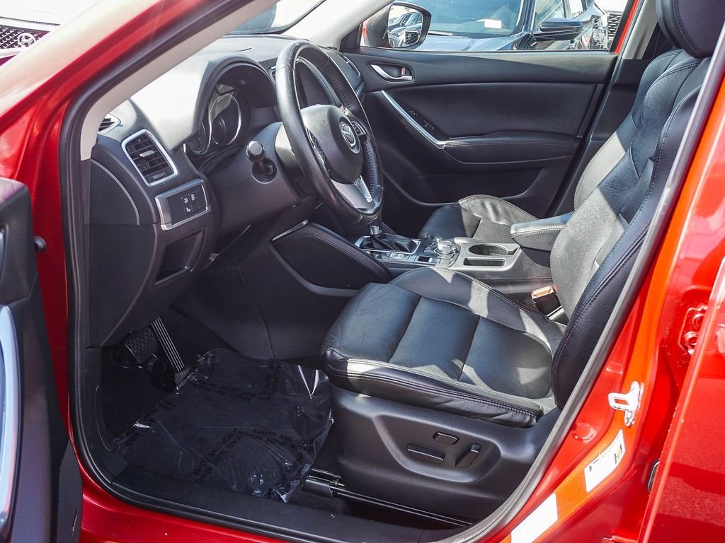 Used 2016 Red Mazda Grand Touring image 17