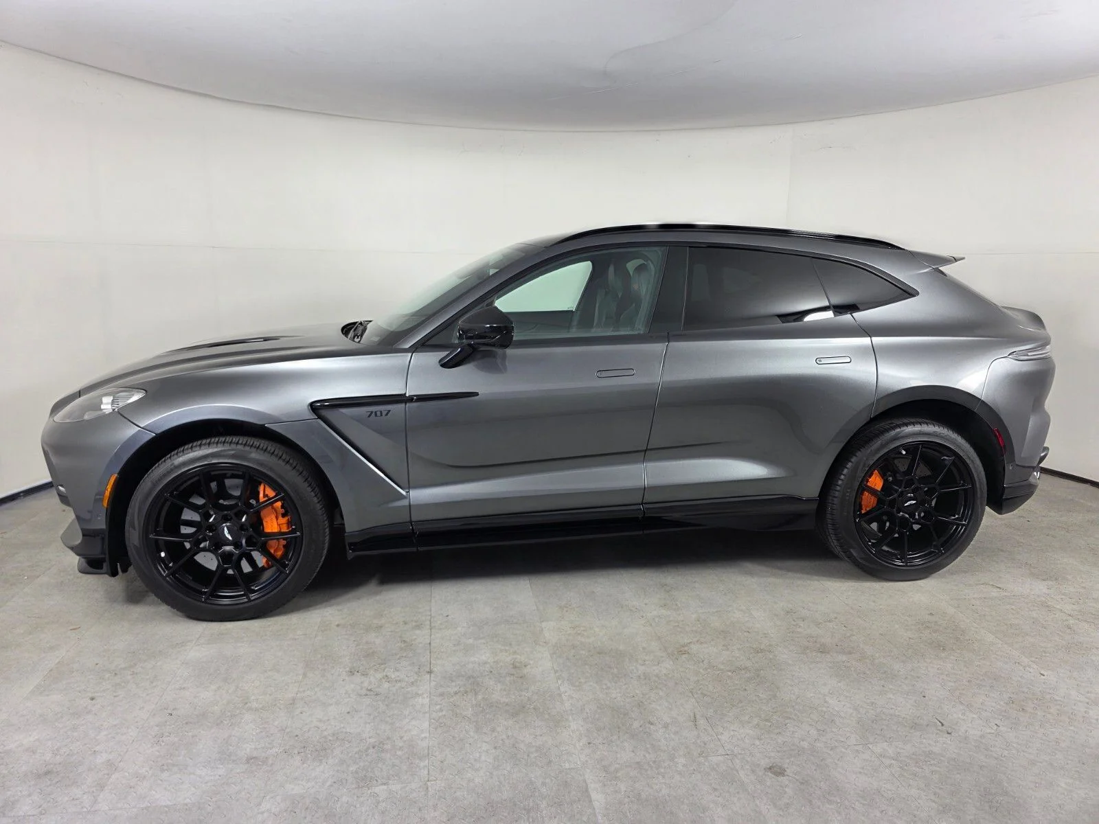 Used 2023 Magnetic Silver Aston Martin 707 image 7
