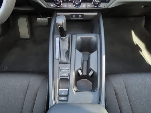 2025 Honda Accord SE - Photo 20