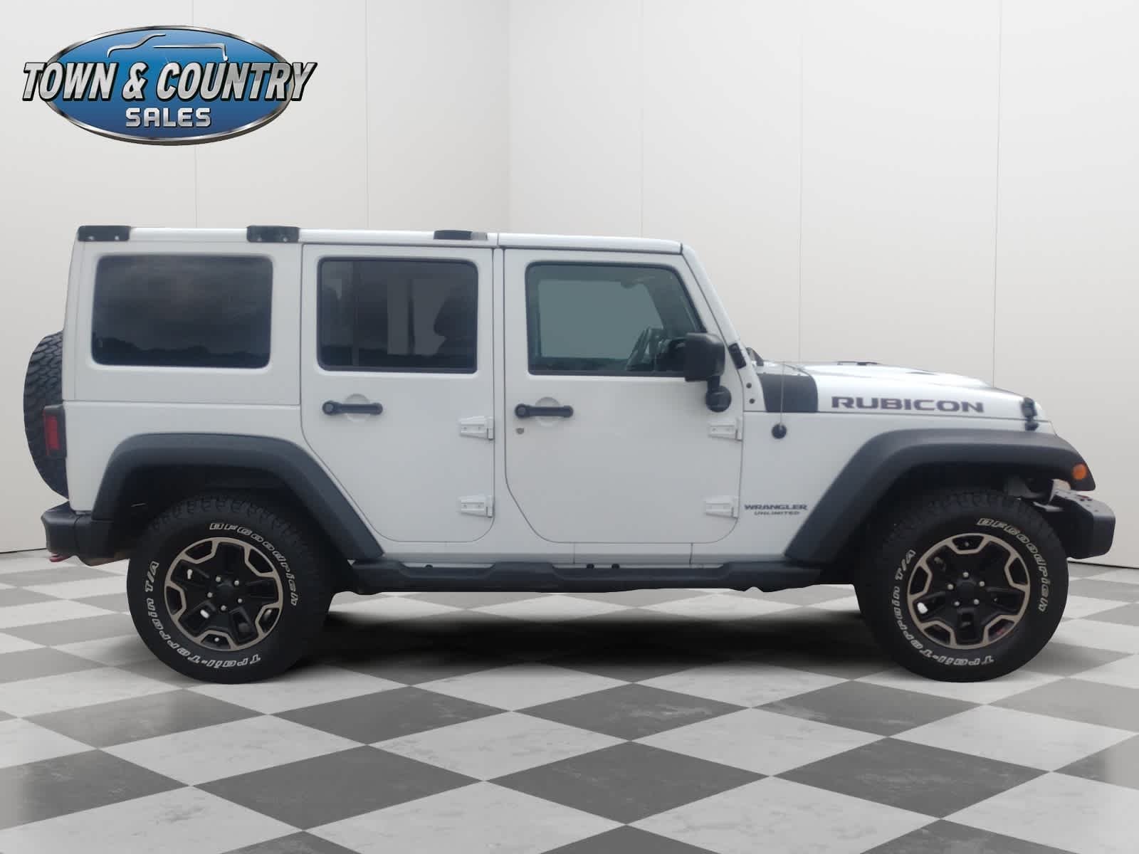 Used 2017 Bright White Clearcoat Jeep Rubicon Hard Rock image 8