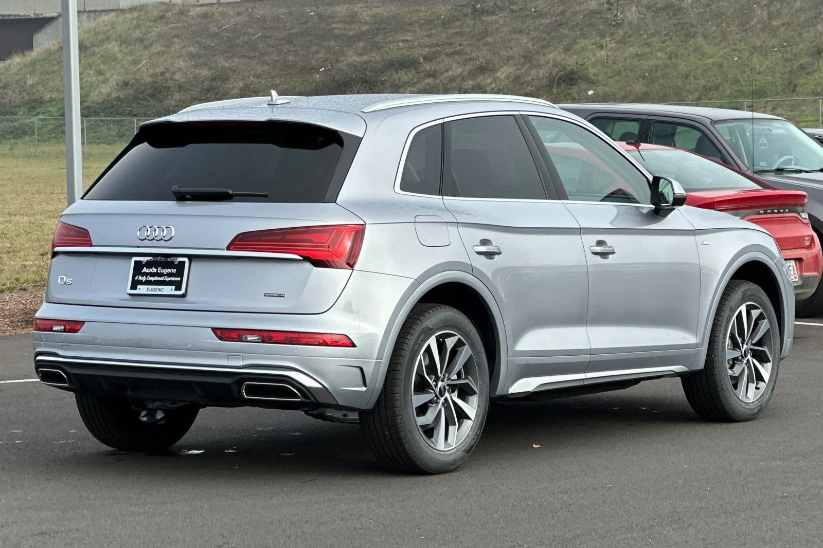 Used 2025 Silver Audi  image 3